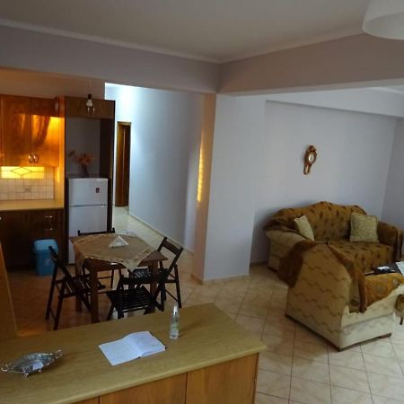 Apartamento Blerina'S House Sarandë Exterior foto
