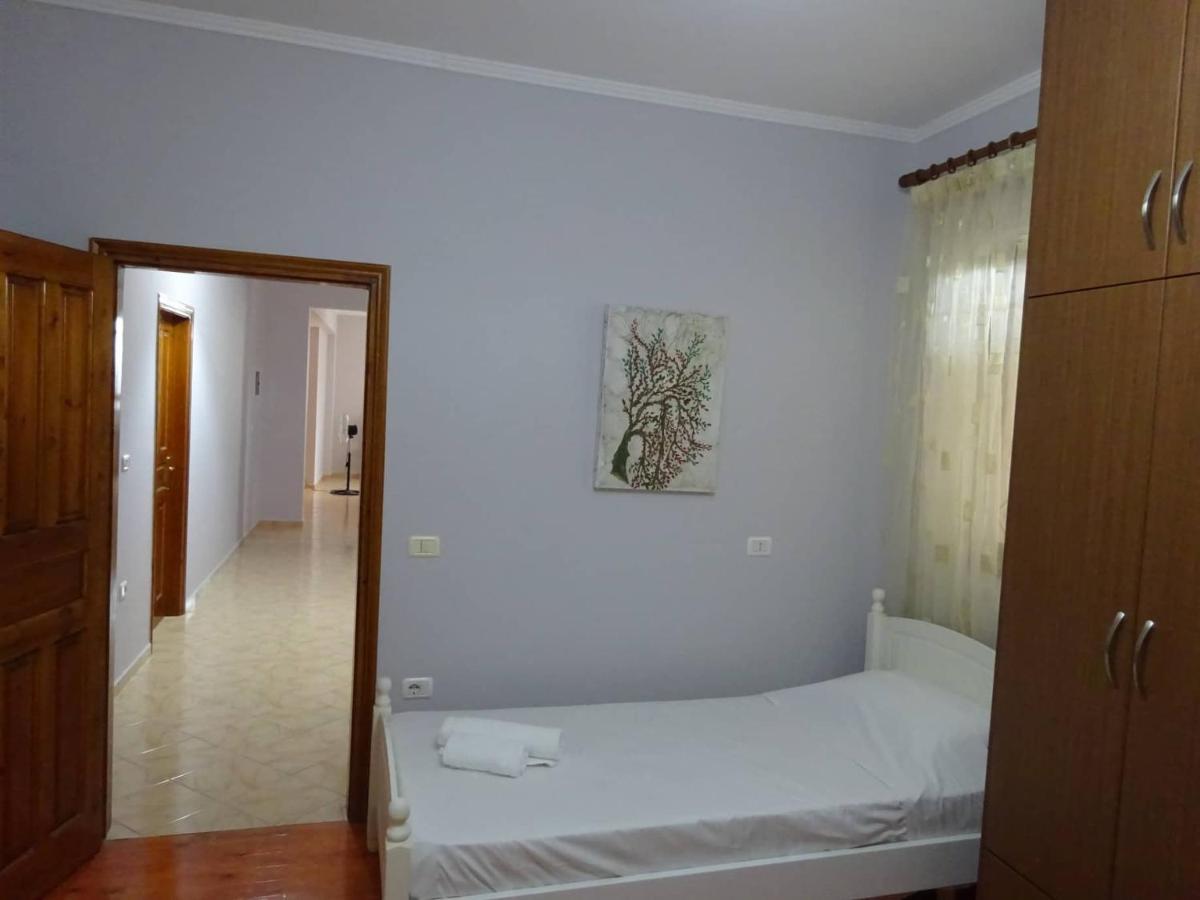 Apartamento Blerina'S House Sarandë Exterior foto