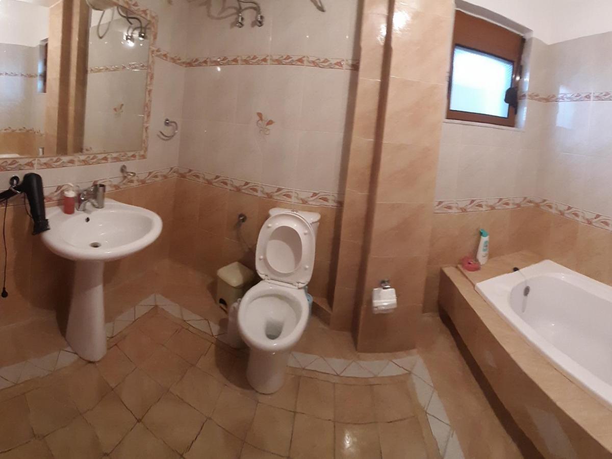 Apartamento Blerina'S House Sarandë Exterior foto